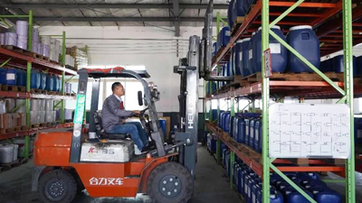 恩澤化工，初心不改，奮力拼搏，共筑中國夢